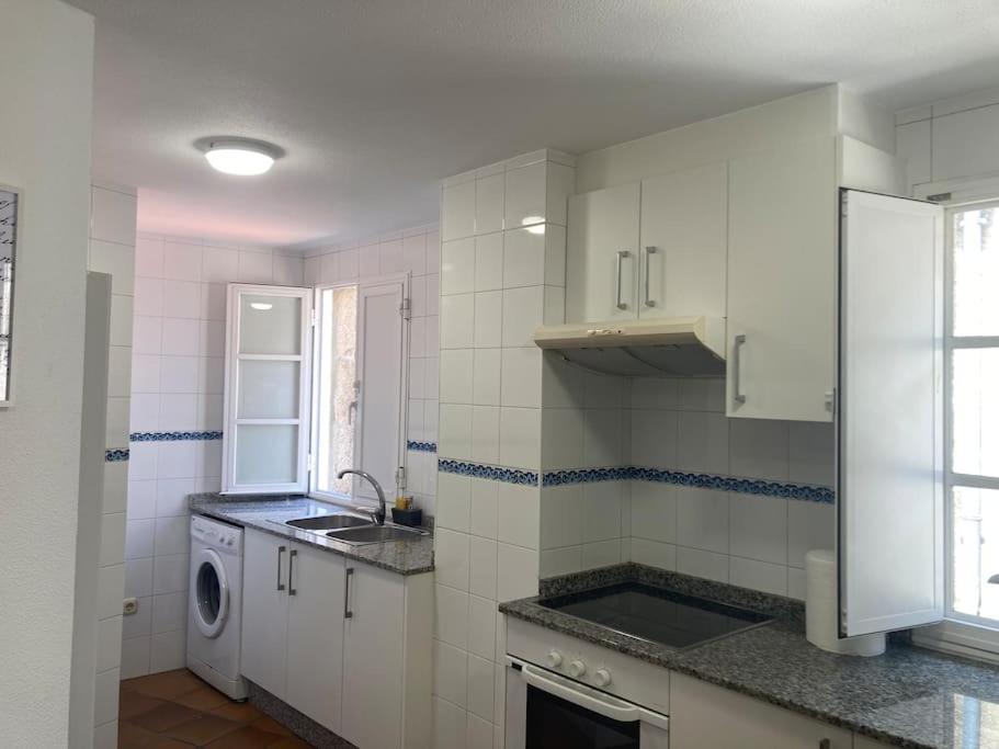 Hyp - A Casa Do Correo Vello - O Balcon Apartman Pontevedra Kültér fotó